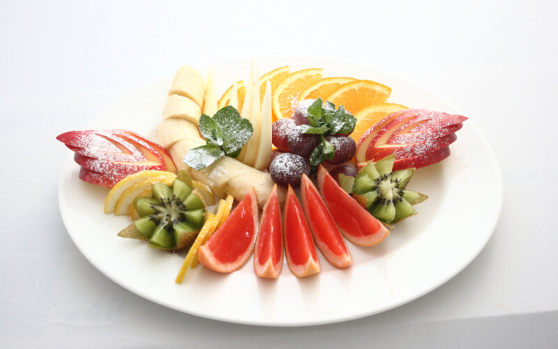 Тарелка фруктов