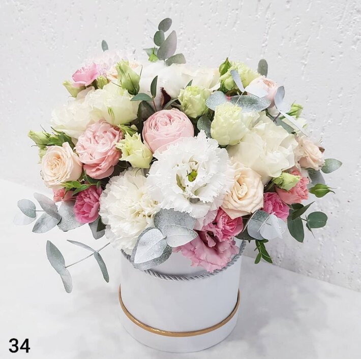 Шляпная коробка с цветами №34