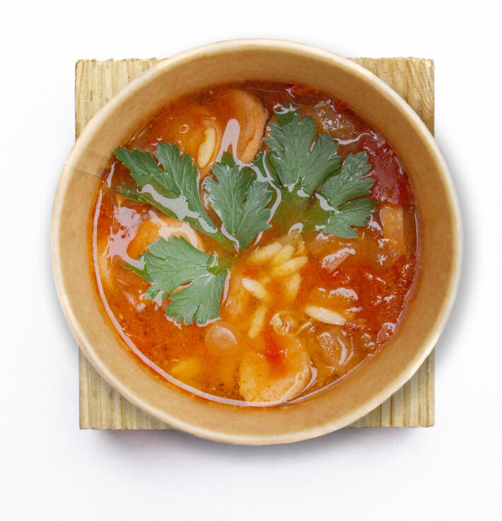 Итальянский суп с пастой «Орзо» и сосисками