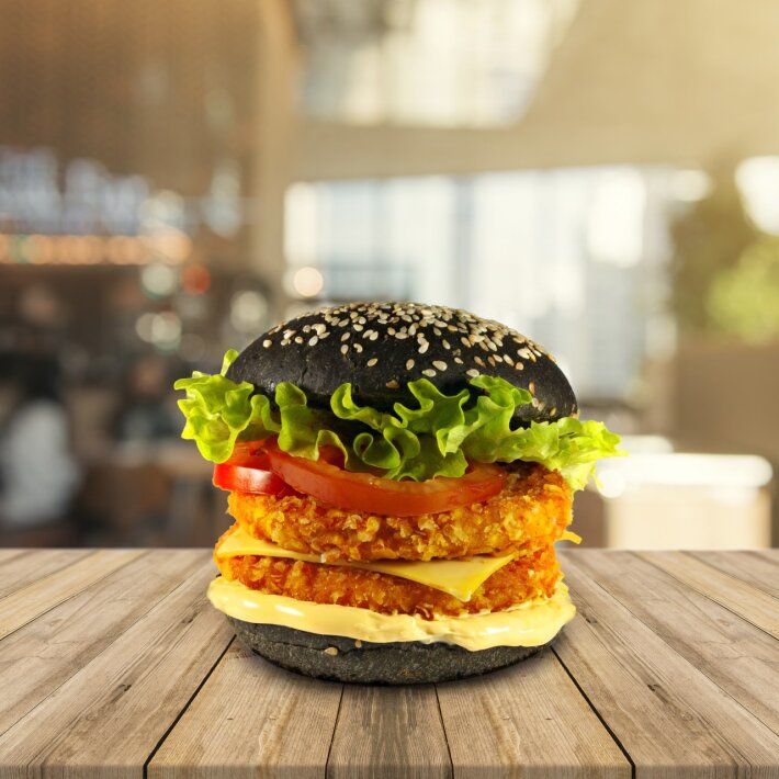 Black burger с двойной куриной котлетой