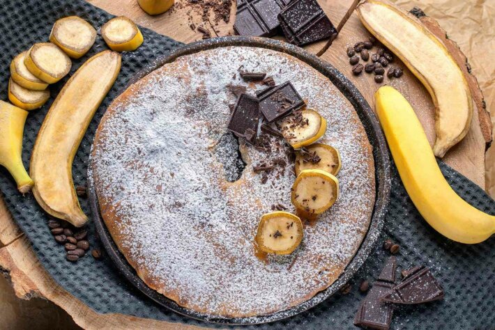 Пирог с бананом и шоколадом
