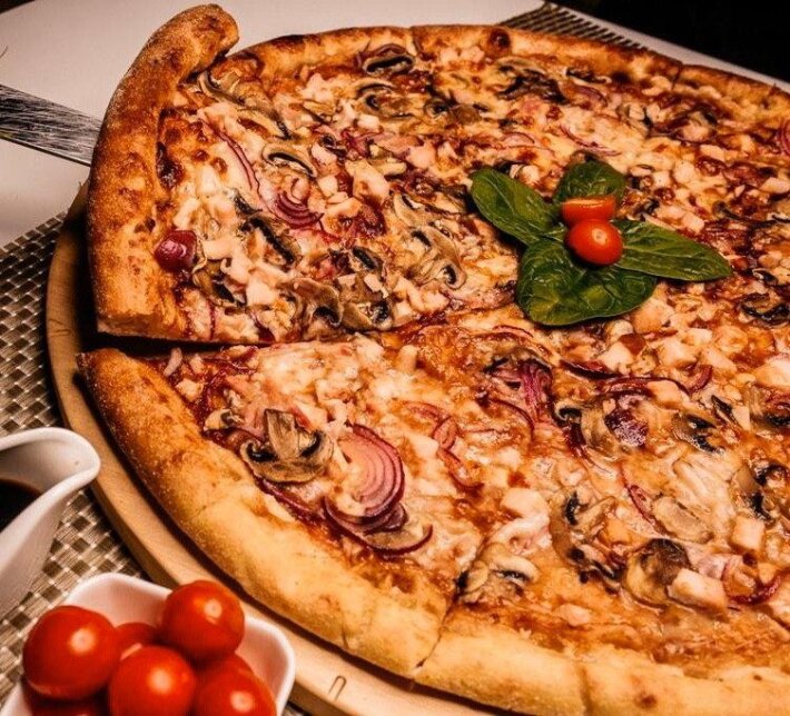 Пицца «Барбекю драйв» мега размер