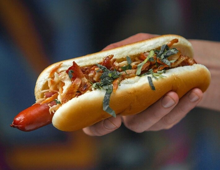 Hot-Dog «Коул слоу» с беконом