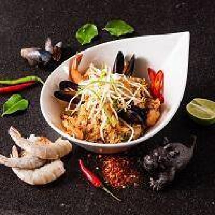 Рис «По-тайски» с морепродуктами