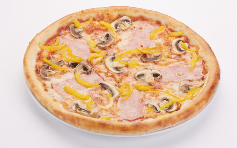 Пицца «Капричиоза» на пышном тесте