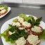 Помидоры, фаршированные сырным салатом