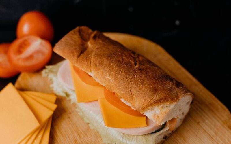 Сэндвич «Ветчина и сыр»