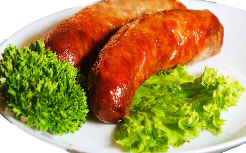 Колбаски из мяса птицы жареные