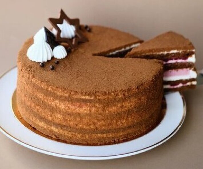 Торт «Шоколадный медовик»
