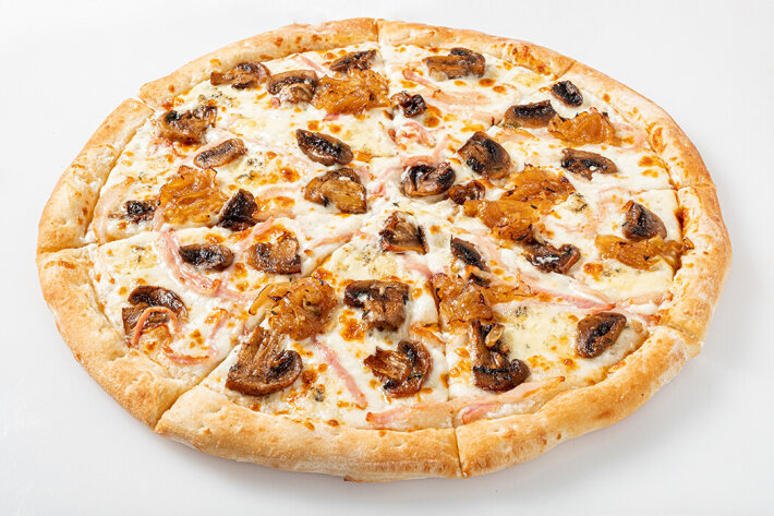 Пицца «С грудинкой и сыром Дор-блю»