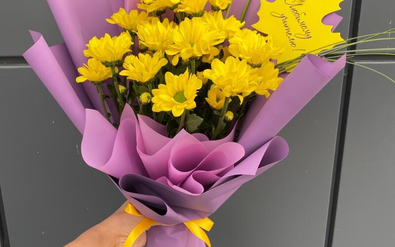 Букет цветов «Хризантемный»