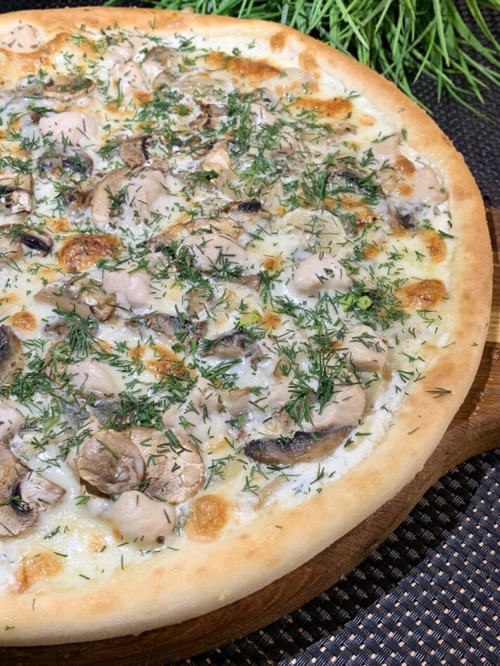 Пицца «Сливочно-грибная» итальянская