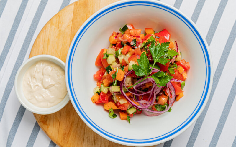 Овощной салат «По-еврейски»