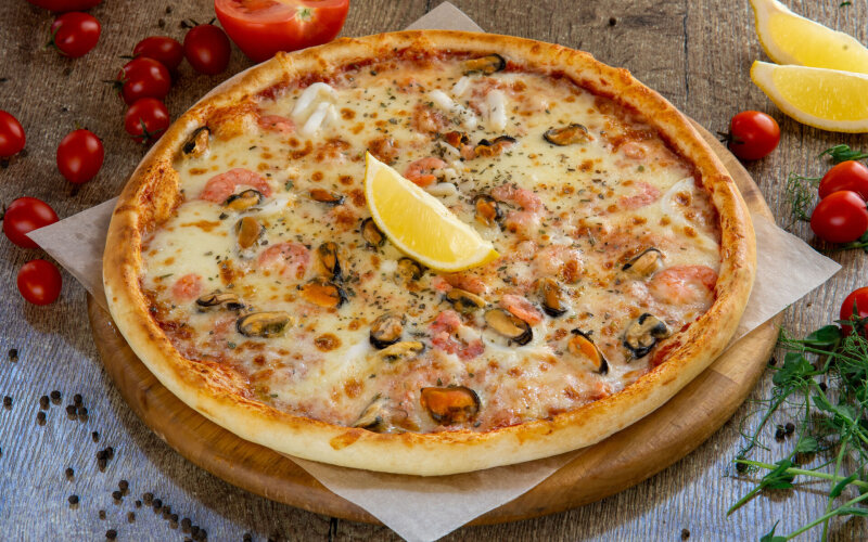 Пицца «Моритини» с морепродуктами