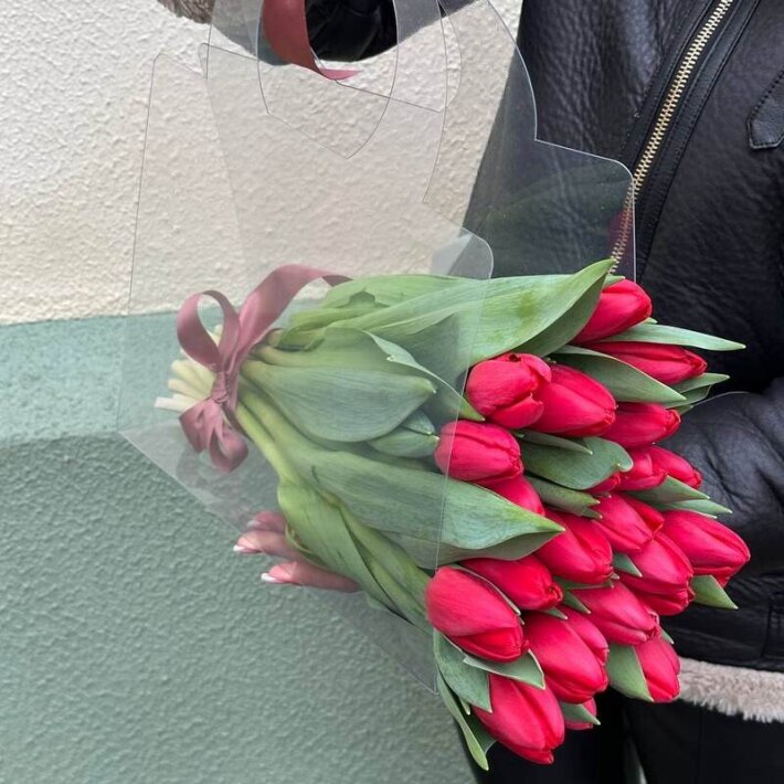 Букет «Красные тюльпаны»